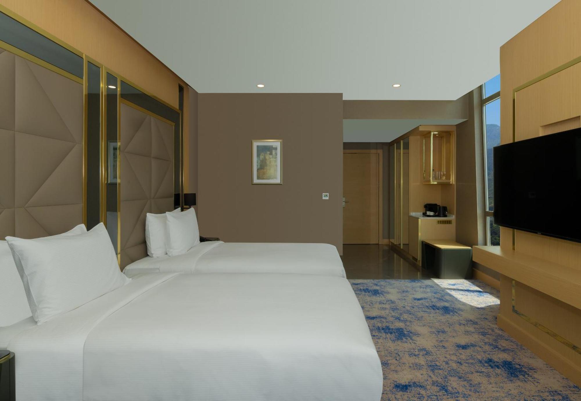 Doubletree By Hilton Manisa Hotell Eksteriør bilde