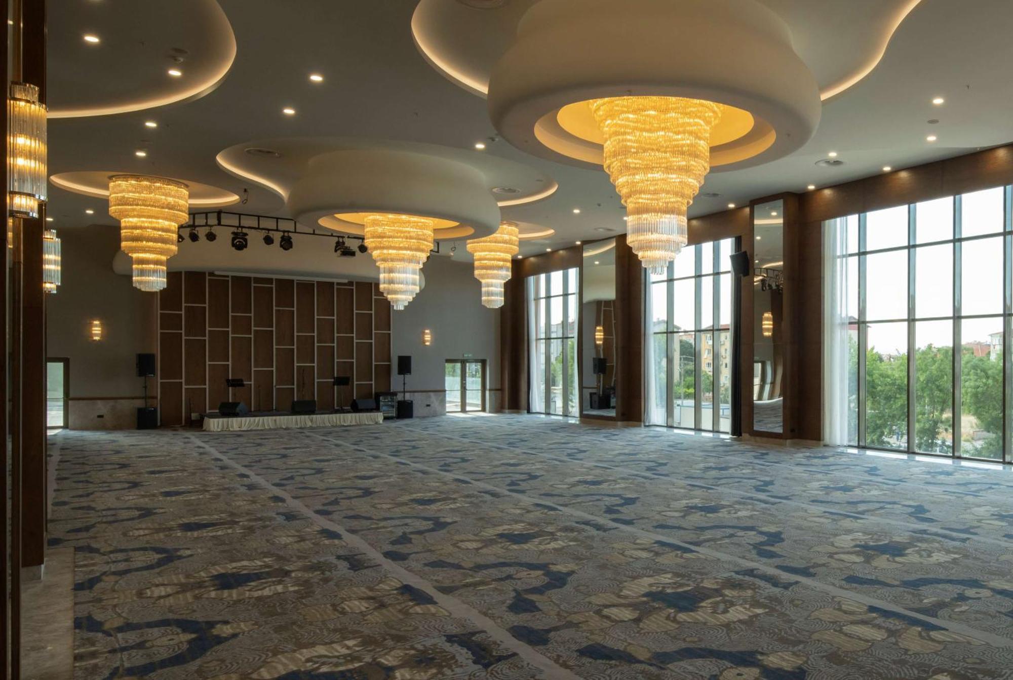 Doubletree By Hilton Manisa Hotell Eksteriør bilde
