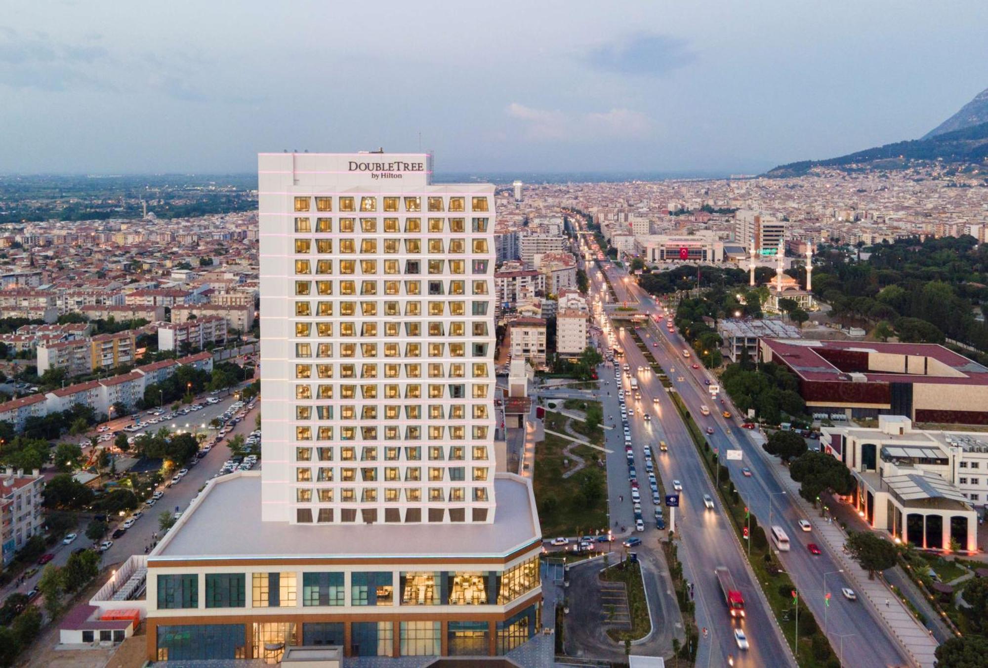 Doubletree By Hilton Manisa Hotell Eksteriør bilde